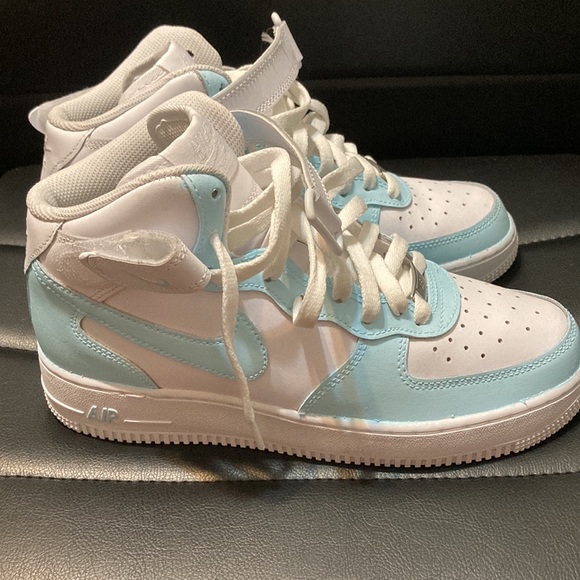 Baby Blue Custom Air Force 1 - Picture 4 of 4